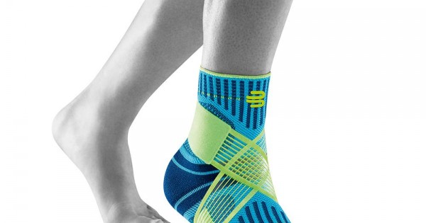 Bauerfeind Sports Ankle Support Compression Sleeve (Right)